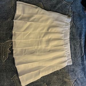 Wild fable whit pleated skirt